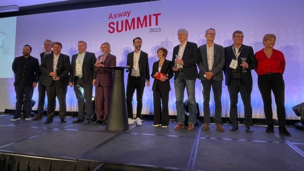 Axway Summit 2023 Excellence awards group photo