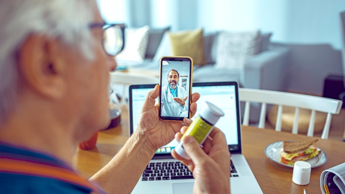 5 important ways technology ensures the wellbeing of pharma consumers and patients